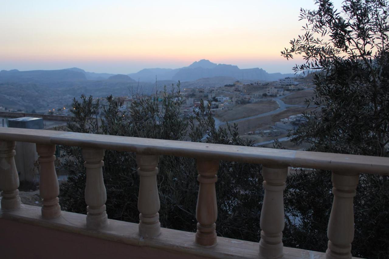 Petra Princess Balqees Hostel Wadi Musa Ngoại thất bức ảnh